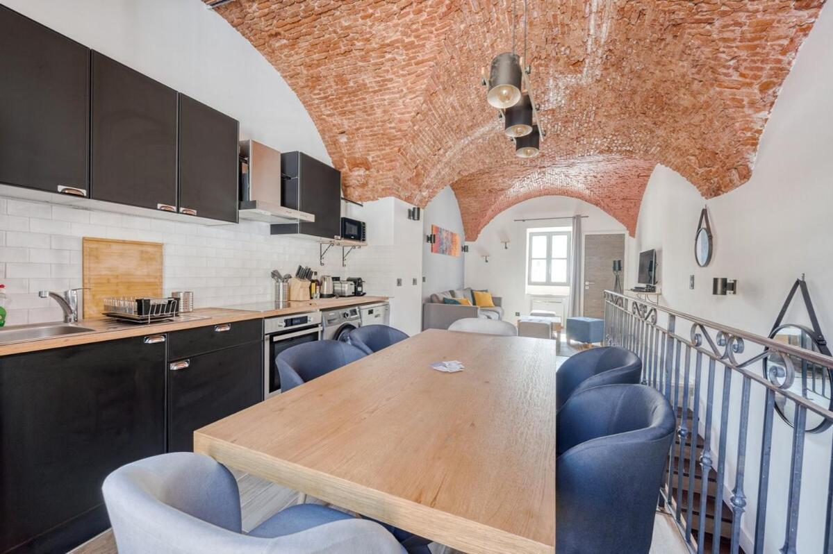 Superbe Appartement Au Coeur Du Vieux Nice ! Exterior foto